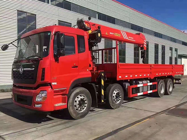 国六东风天龙前四后八随车吊